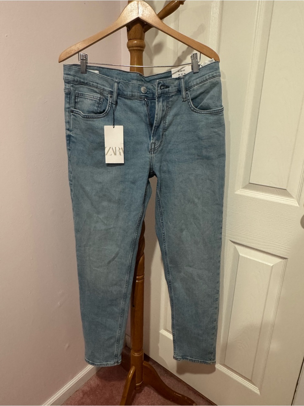 NWT Zara Slim Fit Jeans in Light Blue Wash